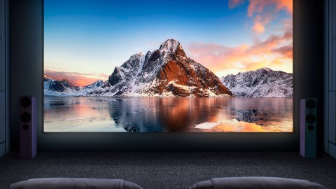 BenQ представила 200-дюймовый домашний 4K-проектор за 541 тыс. рублей