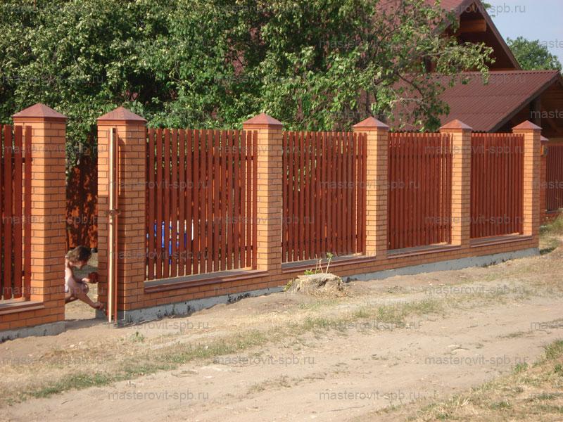 Заборы для дачи и дома 'под ключ' в Санкт-Петербурге