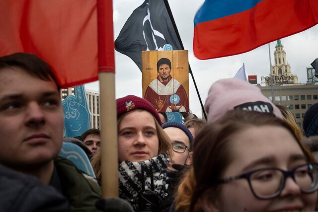 Павел Дуров — преступник или защитник свободы слова? А задержали его справедливо или нет? Расскажите «Медузе», что вы сами об этом думаете